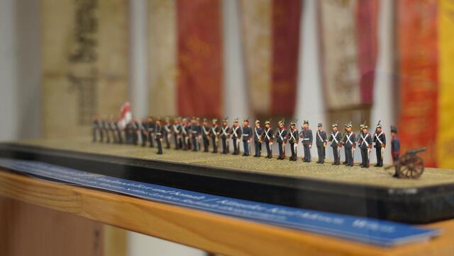 Die Radstädter Bürgergarde in einem Miniatur-Modell. | Foto: Felix Hallinger
