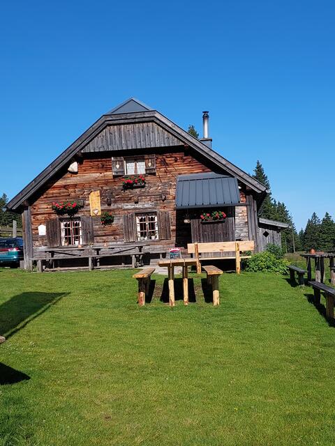 Wanderung am Wechsel: Steyersberger Schwaig -Kranichberger Schwaig- Hochwechsel- Steinernes Kreuz- Feistritzer Schwaig - Steyersberger Schwaig.  | Foto: Eva Maria Geiderer