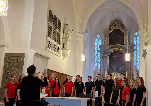 Die Schulband, das Schulorchester und zahlreiche Ensembles der MMS Wolfsberg stellten ihr Können in der Markuskirche unter Beweis. | Foto: Privat