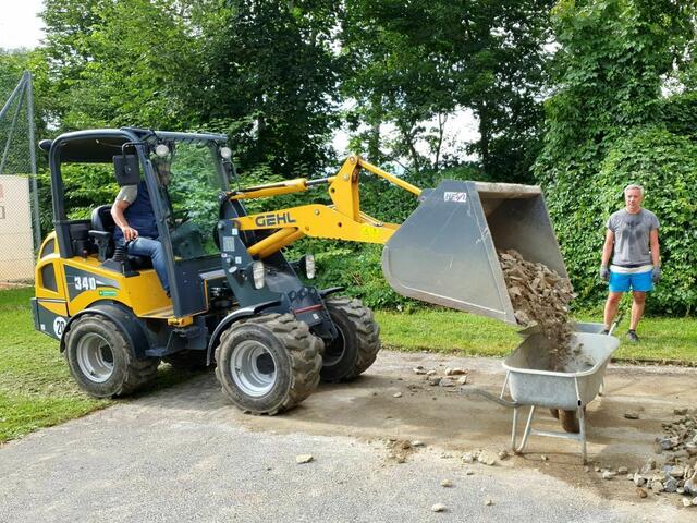 Die Sanierung des FC Donald - Vereinshaus ist nach der Absenkung dringend notwendig. | Foto: Wolfgang Neffe