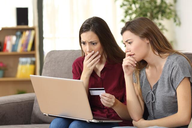Die Delikte haben sich in den vergangenen Jahren verfielfacht, mehr als 30.000 Anzeigen im Bereich Online-Betrug sind 2023 zu erwarten. | Foto: Adobe Stock/Antonioguillem 