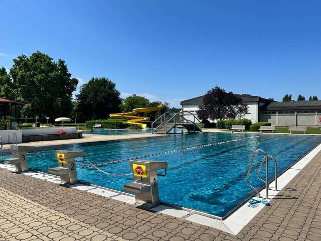 Das Freibad Oberwart bei schönstem Wetter. | Foto: Stadtgemeinde Oberwart