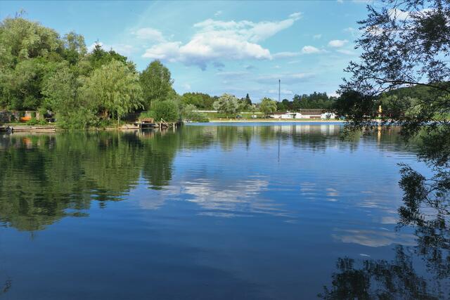 Idyllisch gelegen.
Es war ein Genuss noch eine abendliche Schwimmrunde zu drehen. 