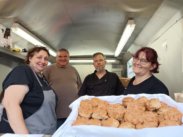 Die "Stegschandl-Crew" verwöhnte mit Schmankerl