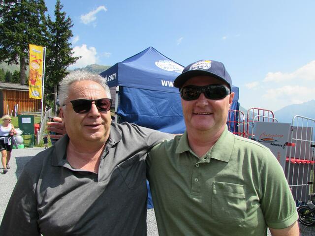 Manfred Merten, technischer Leiter der Arlberger Bergbahnen und Andreas Kleinheinz, Vorstand der Kappler Bergbahnen beim Sunny Mountain Fest. 