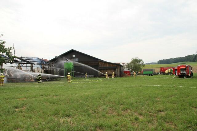 Großeinsatz bei Brand in Berndorf | Foto: FF Oberndorf