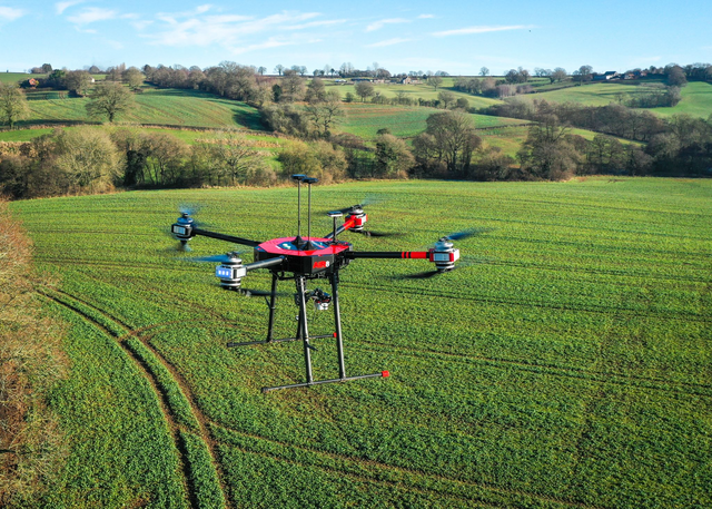 Weltweit im Einsatz, made in Kärnten: Hochleistungs Drohnentechnologie; hier: Drohne für Agrar und Forst in den UK  | Foto: AIR6 Systems