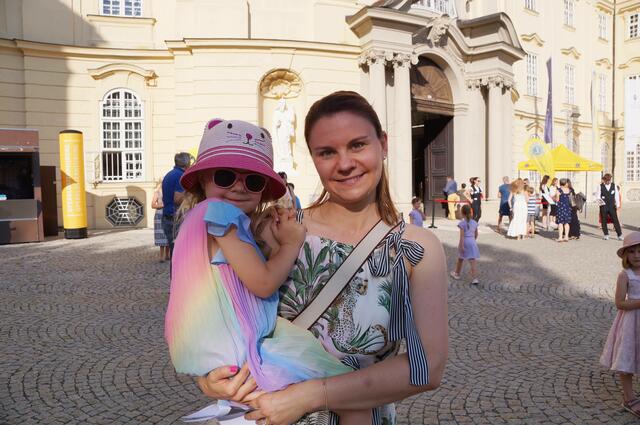 Lea und Petra Kaufmann freuen sich auf die Oper
