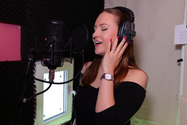 Jakab verbringt derzeit viel Zeit im Studio am Flötzersteig. | Foto: Maximilian Spitzauer