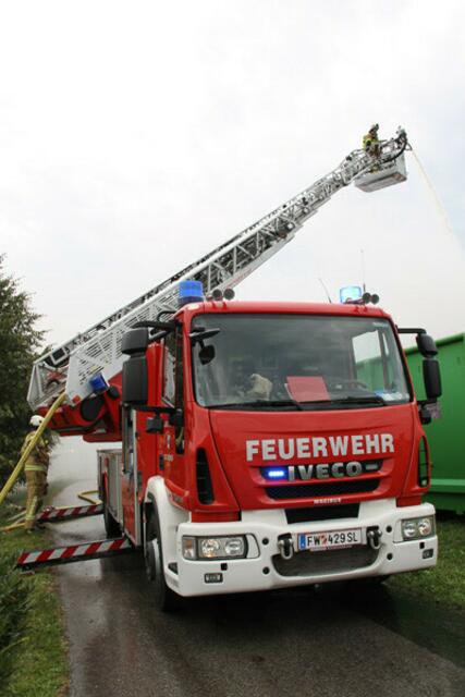 Großeinsatz bei Brand in Berndorf | Foto: FF Oberndorf
