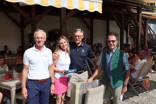 Die Sieger von "Netto Platz 3": Thomas Linnemann (19); GC Gut Altentann und Monika Scherer (59); GC Gut Altentann | Foto: GC Gut Altentann