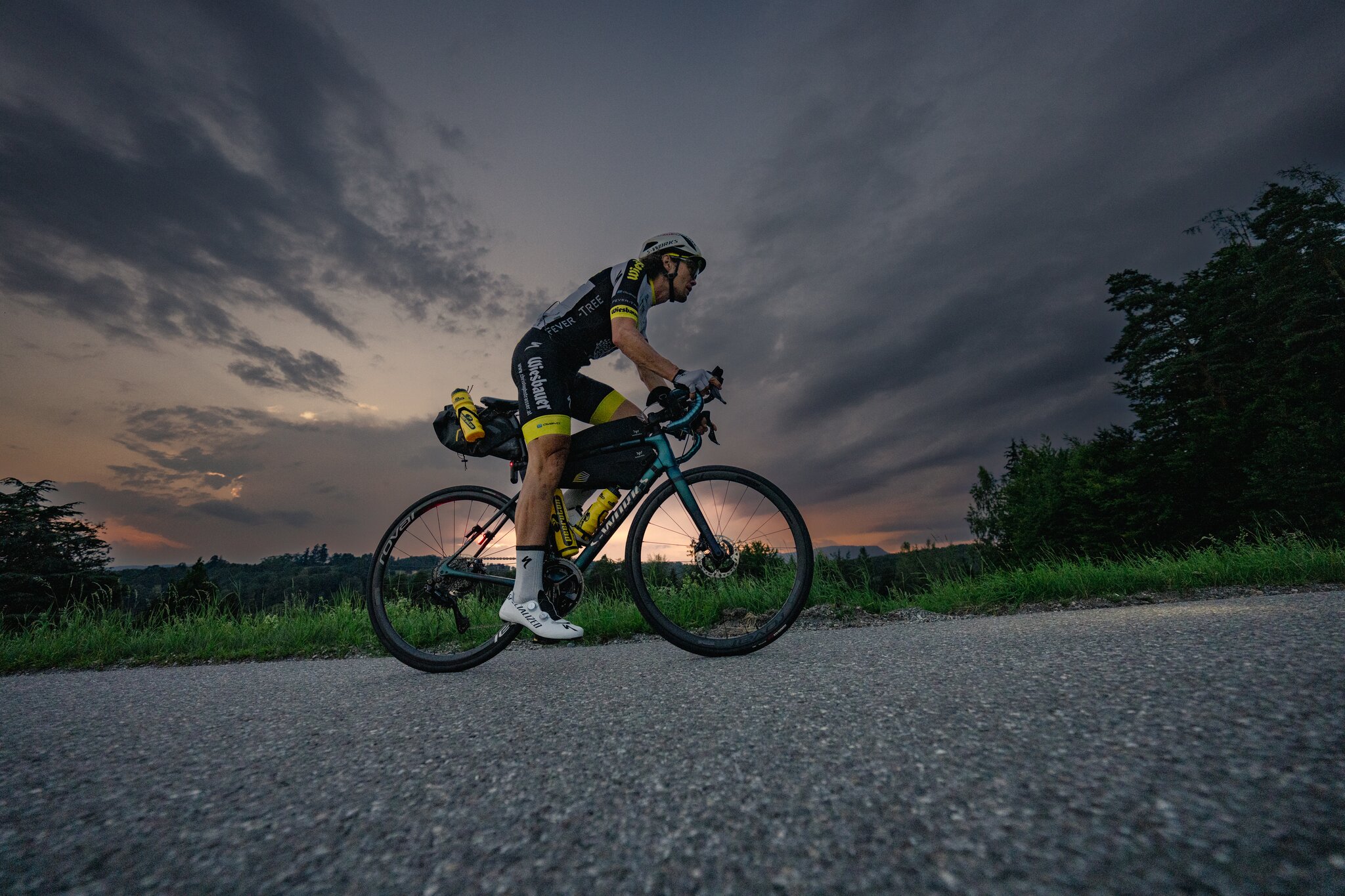 Transcontinental-Race durch Europa: Christoph Strasser erreicht ersten ...
