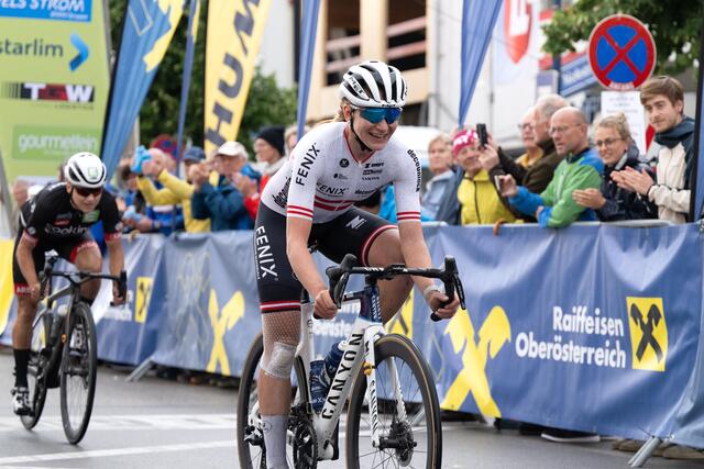 Carina Schrempf siegt im Damenrennen. | Foto: Reinhard Eisenbauer