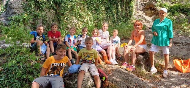 Stadträtin Angela Stöckl-Wolkerstorfer, GR Patrizia Wolkerstorfer und Brigitte Holzapfel mit den Kindern. | Foto: 2023psb/sap