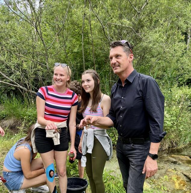 Die HBLFA Raumberg-Gumpenstein wollte sich im Rahmen des Unterrichts ein Bild von der Vielfalt dieses einzigartigen Lebensraumes machen. | Foto: HBLFA Raumberg