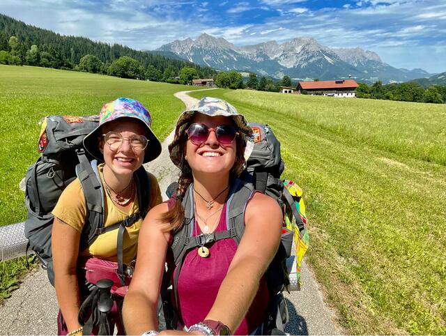 Im Juli erreichten sie Österreich 

 | Foto: Estelle/Charlène