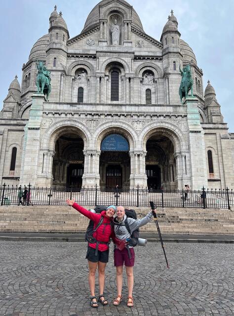 Start der Pilgerreise am 10. April 2023 vom Sacré-Cœur de Montmartre in Paris

 | Foto: Estelle/Charlène