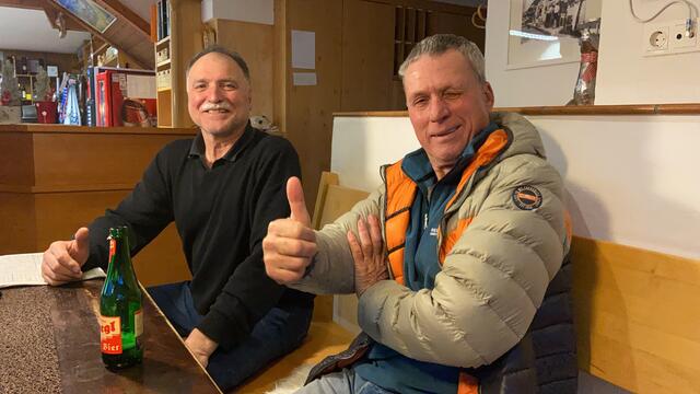 Zwei Legenden beim Fachsimpeln: Norbert Schatz mit Fredl Mungenast. | Foto: Tschett