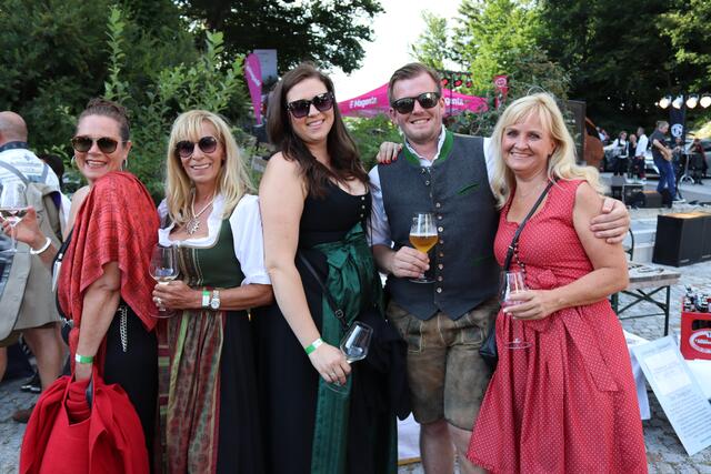 (V.l.n.r.): Doris, Andrea, Andrea, Philipp und Elke | Foto: MeinBezirk.at