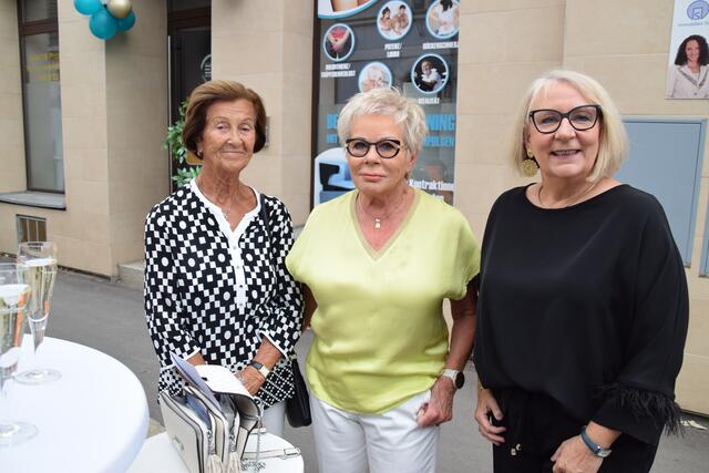 Auch der Soroptimist Club Stockerau war vertreten, unter anderem mit Präsidentin Brigitte Machold (re.).