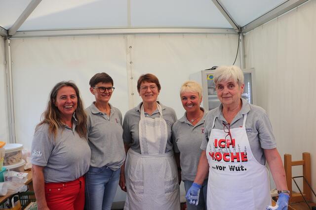 Die Damen vom Hospizverein | Foto: Edith Ertl