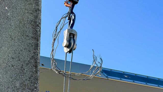 Unbekannte schnitten das Seil der Gewichte durch. | Foto: Doku-NÖ