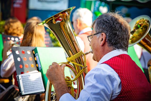 Die Stadtkapelle Leibnitz sorgt am Freitag für den gelungenen musikalischen Auftakt. | Foto: Vanray