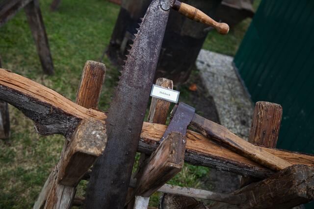 Tag der offenen Tür bei Sammler Willi Taibl in Fuchsenbigl. | Foto: Regina Courtier