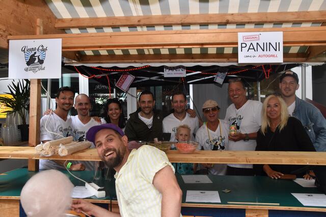 Beste Stimmung unter den Mitgliedern des Vespa Clubs Wattens-Hall. | Foto: Kendlbacher