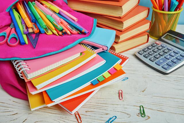 Die Schulkostenbeihilfe für Kinder im Pflichtschulalter kann jetzt ganzjährig beantragt werden. Je nach Einkommensgrenze wird ein Zuschuss in der Höhe von 150 bis 200 Euro gewährt. | Foto: serkucher