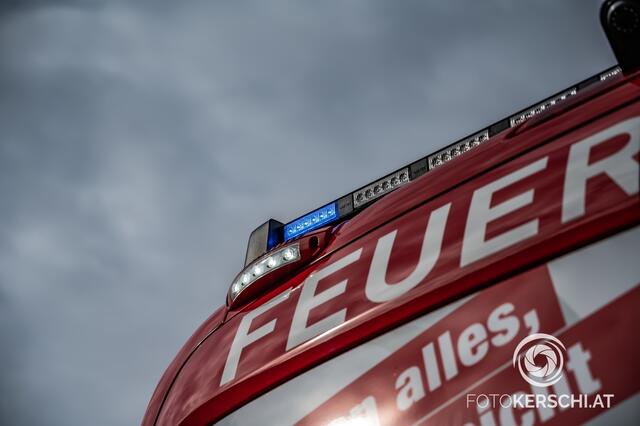 Die Feuerwehr wurde am 30. Juli zu einem Einfamilienhaus in Schlüßlberg gerufen. | Foto: TEAM FOTOKERSCHI.AT / BRANDSTÄTTER