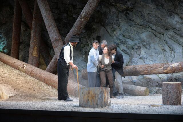 Die Geierwally - der mutige Kampf einer sagenumwobenen Frau - Die Freilichtbühne Elbigenalp lädt zum unglaublichen Theater-Erlebnis. | Foto: ©MarkusBrandmayer