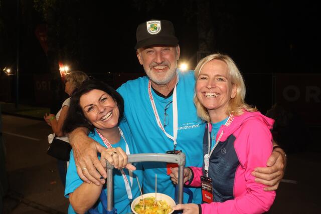 Die 150 Helferinnen und Helfer sorgten für die Verpflegung der Gäste. | Foto: Andreas Maringer