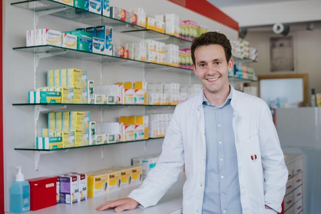 Schon in seiner Kindheit war Stefan Kain klar, dass er einmal Apotheker wird, genauso wie sein Vater | Foto: Daniela Ebner