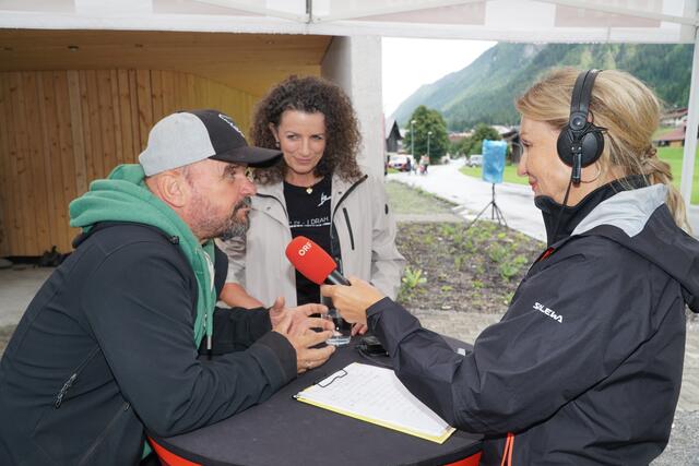 Toni und Margit Knittel im Gespräch mit Barbara Kohla. | Foto: Reichel