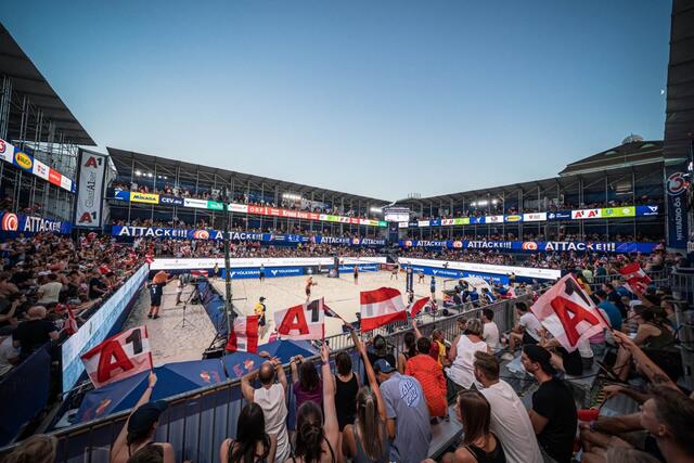 Die Fans dürfen sich auf pulsierende Beach Volleyball Matches freuen. | Foto: Martin Steinthaler