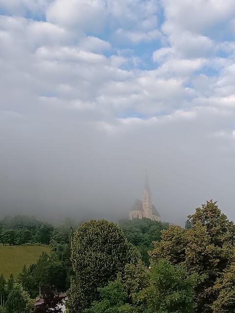 Leonhard eingehüllt im Nebel,aber sonnige Aussichten  | Foto: Birgit Pöltzelberger