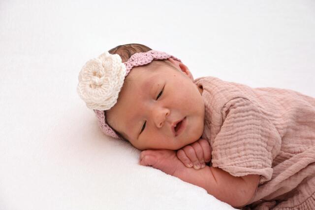 Leonie
Geburt: 7. Juli
Eltern: Natascha Gallé und Manuel Renner,
Kirchberg
3.070 g, 51 cm | Foto: Babysmile