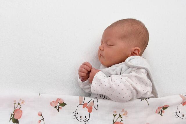 Luisa
Geburt: 9. Juni
Eltern: Martina und Heribert Pölzl,
Gnas
2.800 g, 51 cm | Foto: Babysmile