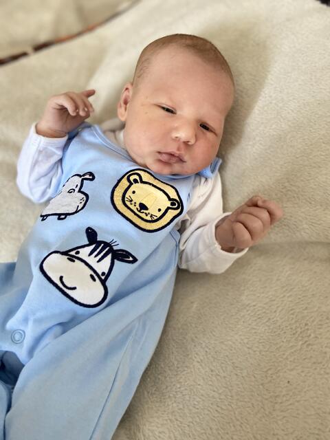 Matteo Frank
Geburt: 17. Mai
Eltern: Sabrina und Patrick Frank,
Kichbach-Zerlach
3.290 g, 50 cm | Foto: Privat