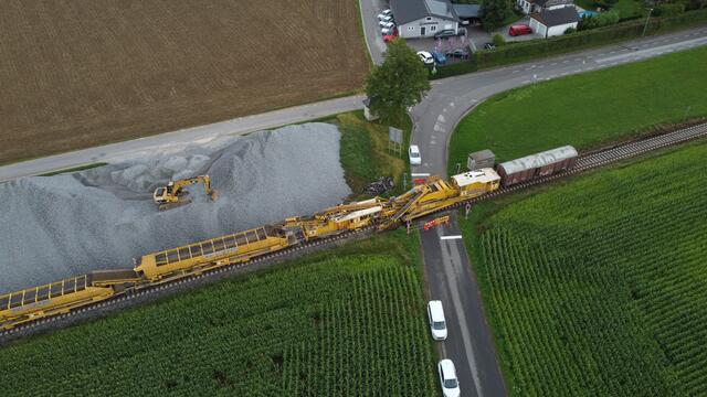 Seit 8. Juli 2023 gibt es auf der Almtalbahn zwischen Wels und Grünau im Almtal nur einen Schienenersatzverkehr.  | Foto: laumat.at/Matthias Lauber