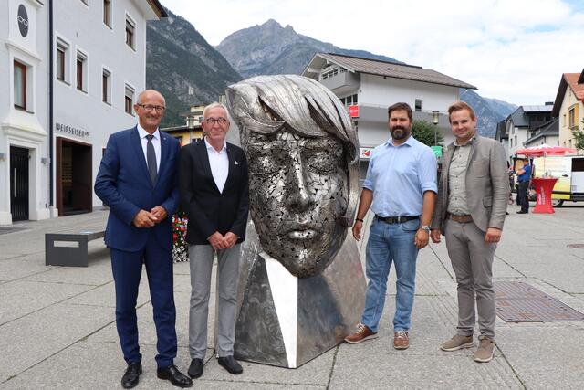 VP Sommertour in Landeck: LH Anton Mattle, Bgm. Herbert Mayer VP-Bezirksgeschäftsführer GR Johannes Schönherr und VP-Bezirksparteiobmann LA Dominik Traxl (v.l.). | Foto: Othmar Kolp