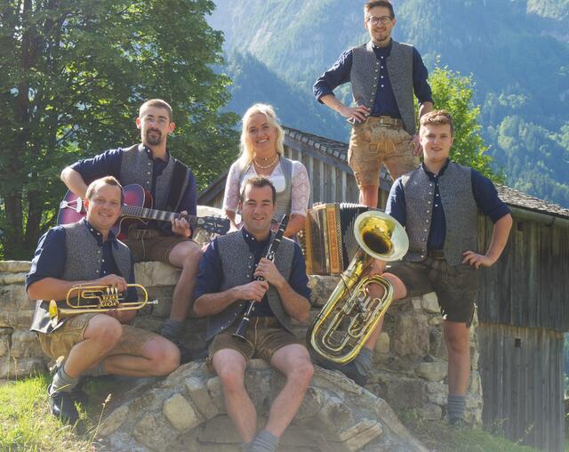 Tanz und Schwung beim Obertrauner Waldfest garantieren „Die Soundfeger“ aus dem Tennengau! | Foto: Privat
