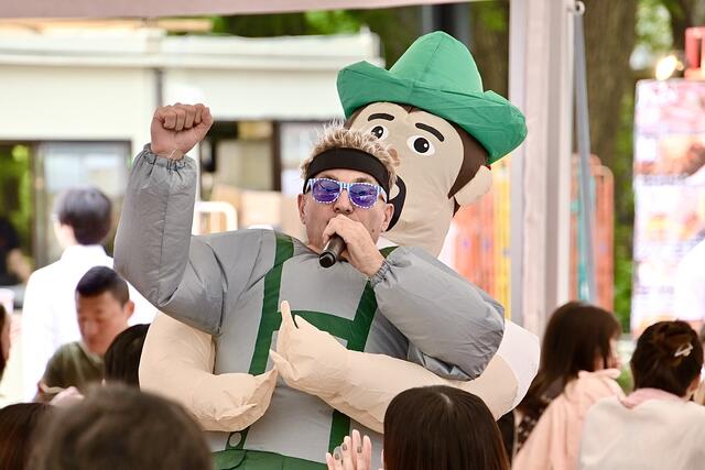 Die AnTon Showband begeistert das internationale Publikum bereits seit über 30 Jahren.  | Foto: AnTon Showband