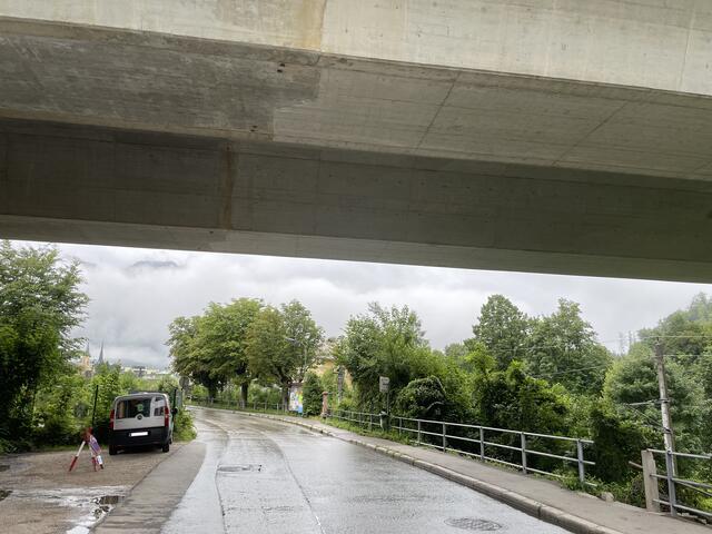Standort: Ortsteil Steinfeld in der Steinfeldstraße direkt unter der Umfahrungsbrücke der B145. Achtung: Hier sind nur 30 km/h erlaubt!