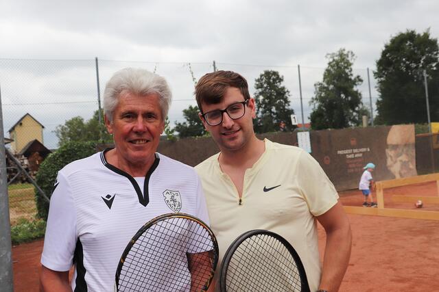 Heinz Käfer und der stellv. ATUS-Obmann Sektion Tennis GR Stephan Scheifinger | Foto: Edith Ertl