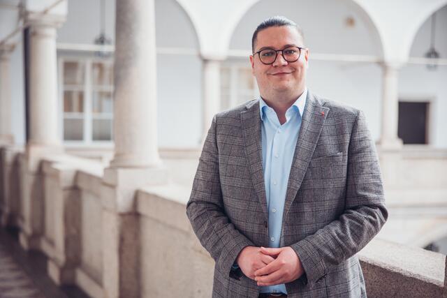 SPÖ-Landtagsabgeordneter Thomas Antlinger fordert unter anderem eine Ausweitung des Wohnungsangebotes. | Foto: MecGreenie k