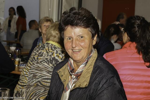 Gertrude Beneder freut sich über die Patenschaft ihrer Tochter. | Foto: cinemotion - Ivanek
