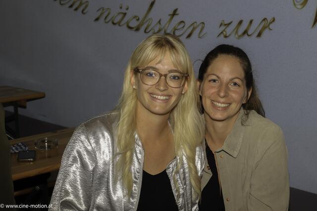 Rita und Julia. | Foto: cinemotion - Ivanek