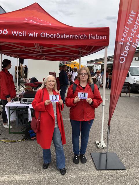 V. l.: Elisabeth Wimmer und Laura Landgraf. | Foto: SPÖ